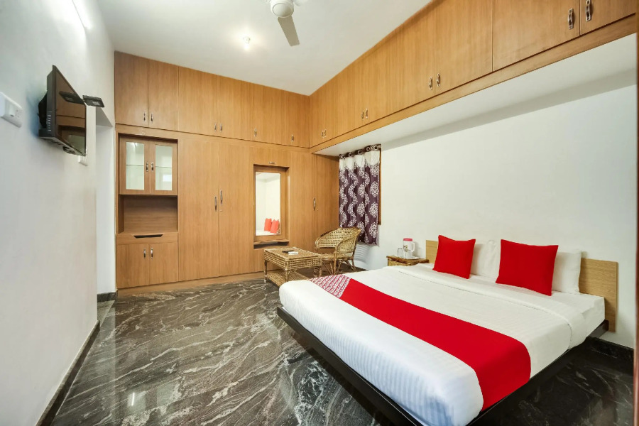 OYO 60246 Viji Bharathi Guest House