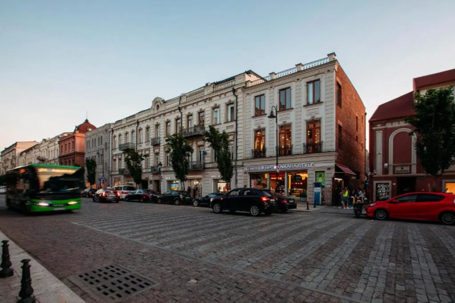 Urban Apartments 116