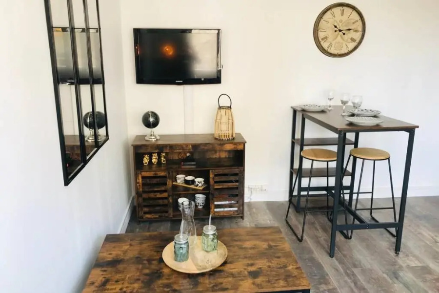 Appartement 2/3 pers, centre ville avec parking.