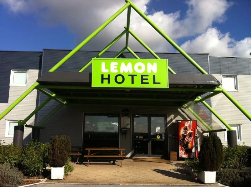 Lemon Hotel Saint Omer