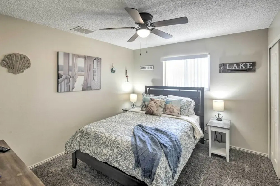 Sunny Home w/ Pool & Patio ~ 3 Miles to the Lake!