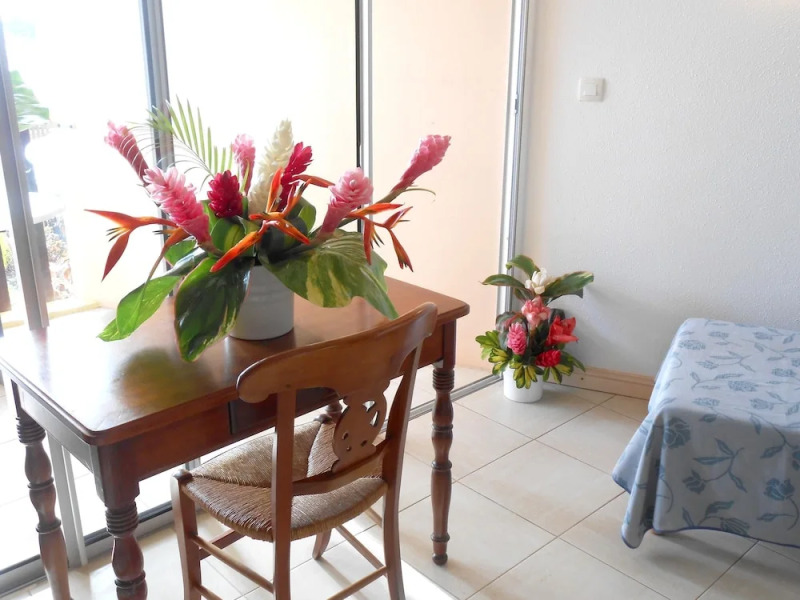 Studio in Saint- Anne, With Furnished Garden and Wifi - 300 m From the