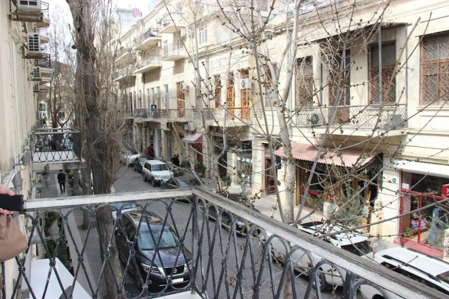 Tarqovi Hotel