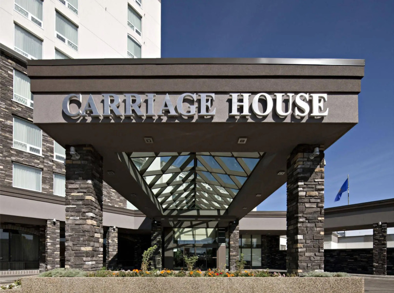 Carriage House Hotel & Conference Centre