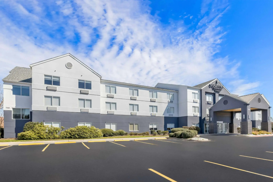 Country Inn & Suites by Radisson, LSU/Medical Corridor