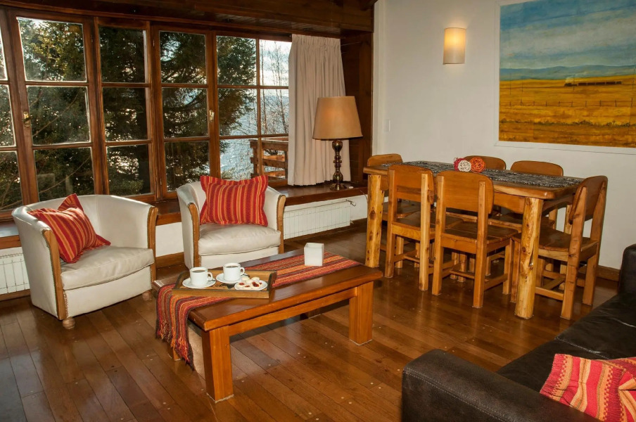 Pailahue Lodge & Cabañas