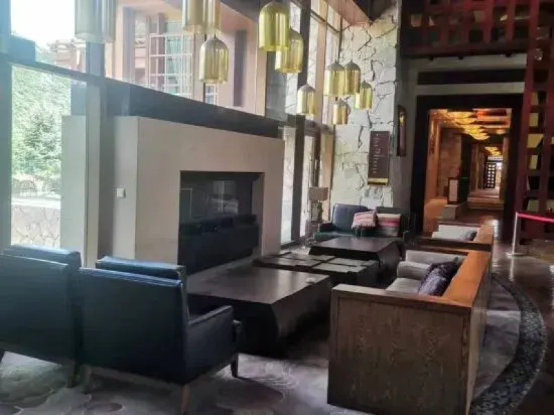 Jiuzhaigou Yunfengli International Outdoor Camp