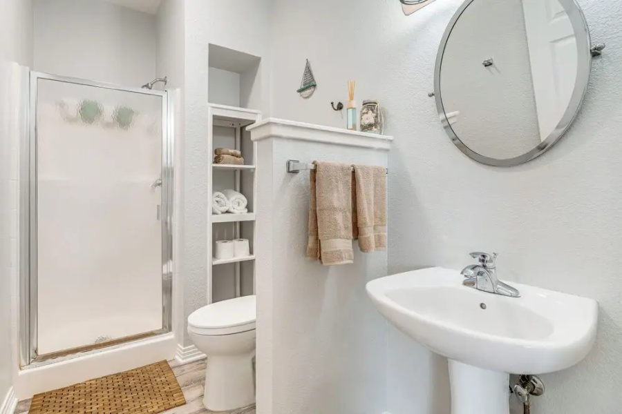 Beach & Pool Access at Lake Travis Family Getaway!