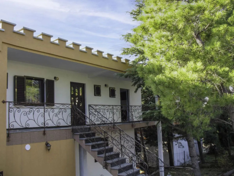 Five-Bedroom Holiday Home in Rovanjska