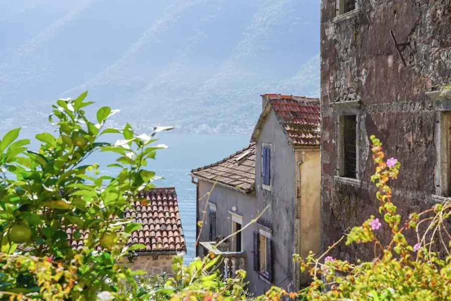 Conte Hotel & Restaurant