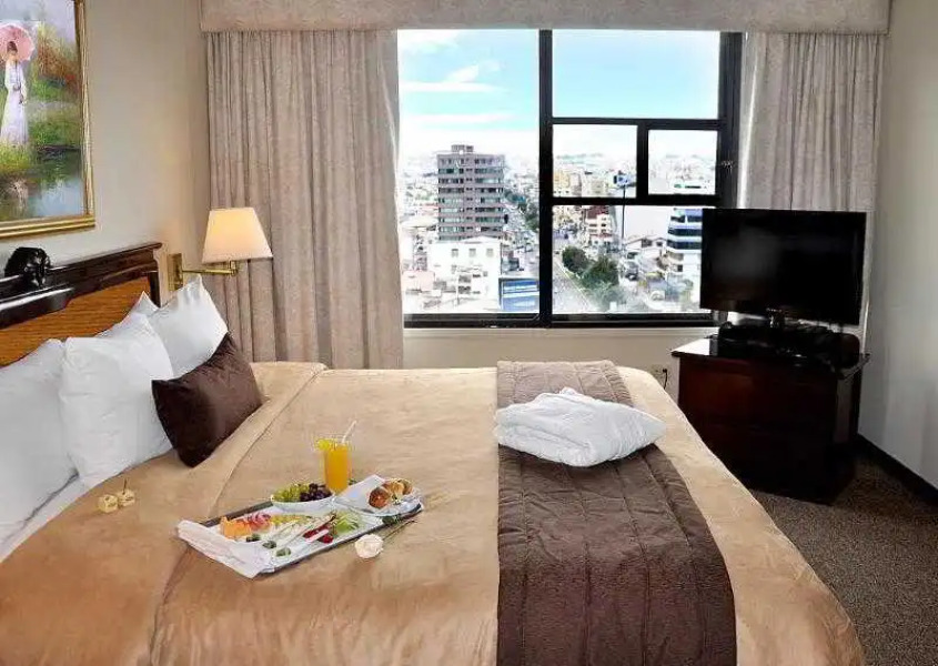 Best Western CPlaza Hotel