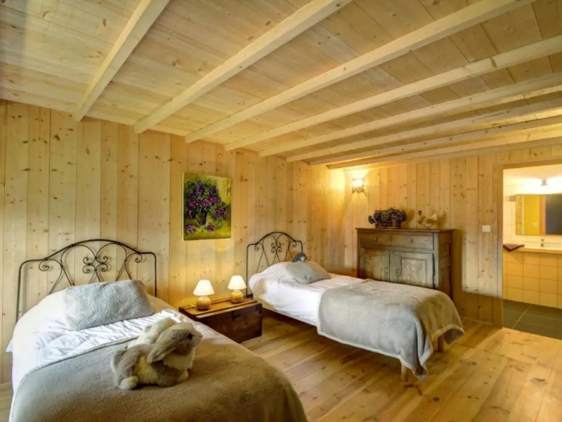 Gîte Saint-Just-la-Pendue, 7 pièces, 12 personnes - FR-1-496-54