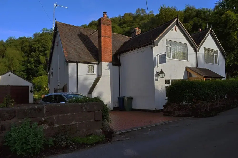 Brook House B&B and Wellness