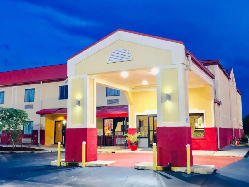 America's Best Inn and Suites Flowood