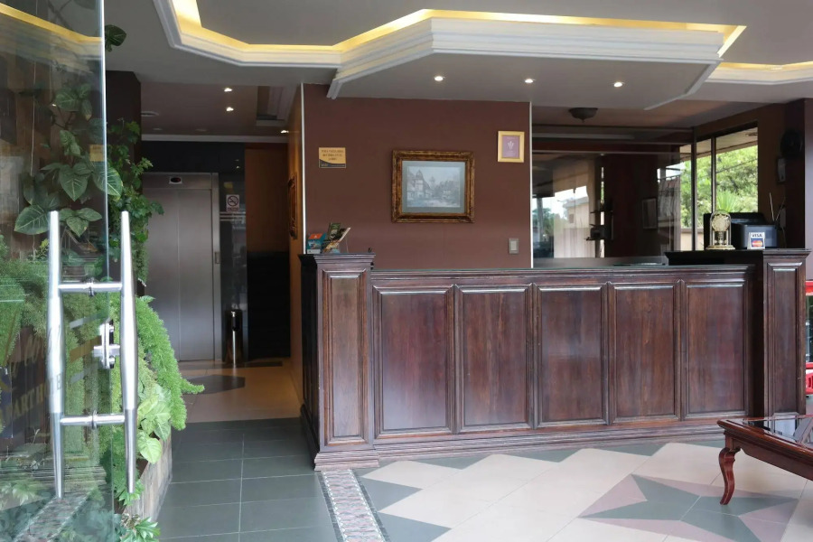 Apart Hotel La Corona