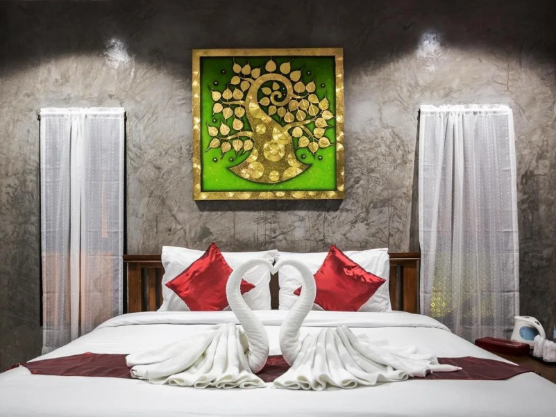 Ban Phraya Lanna Rimnam