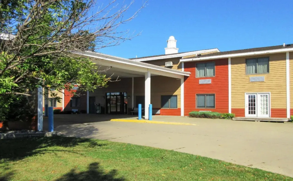 OYO Hotel Redwood Falls near Jackpot Casino