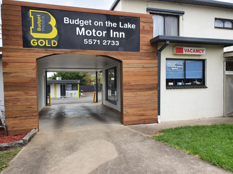 Budget on the Lake
