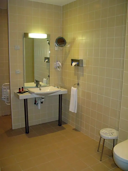 Hôtel 17.4 - Lycée dHôtellerie et de Tourisme