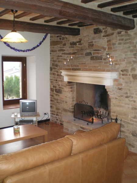 Authentic and Spacious 3 Storey Townhouse in the Historic Centre of Hilltop Town