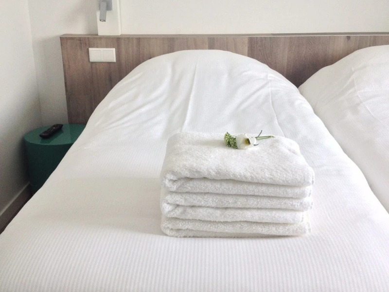 Contemporary Apartment in Kamperland near Lake