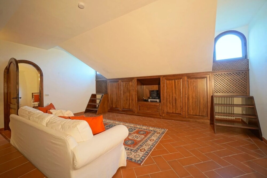 Villa La Cappuccina With Pool