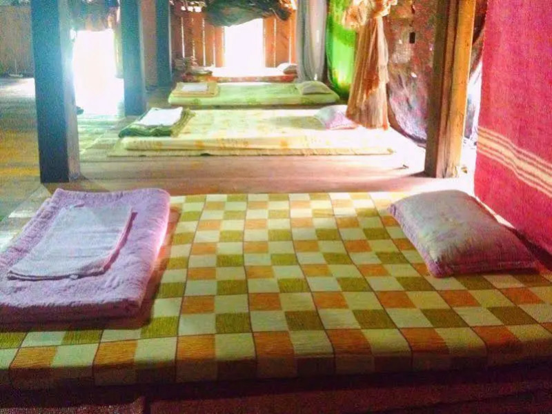 Thon Tha Tay Stilt House