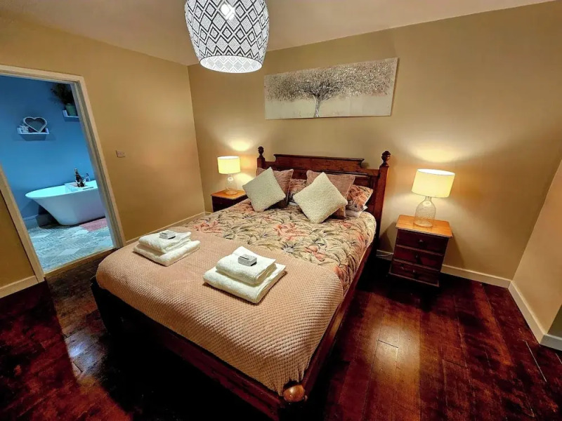 Seaside Bliss Retreat - 5 Bedroom House