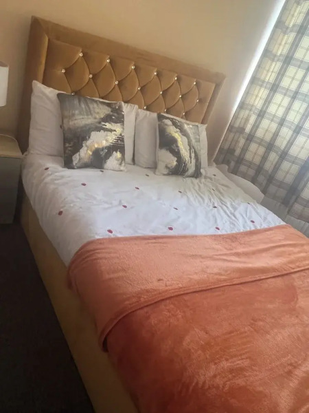 Cozy Basildon Retreat With 3 Bedrooms Free Parking