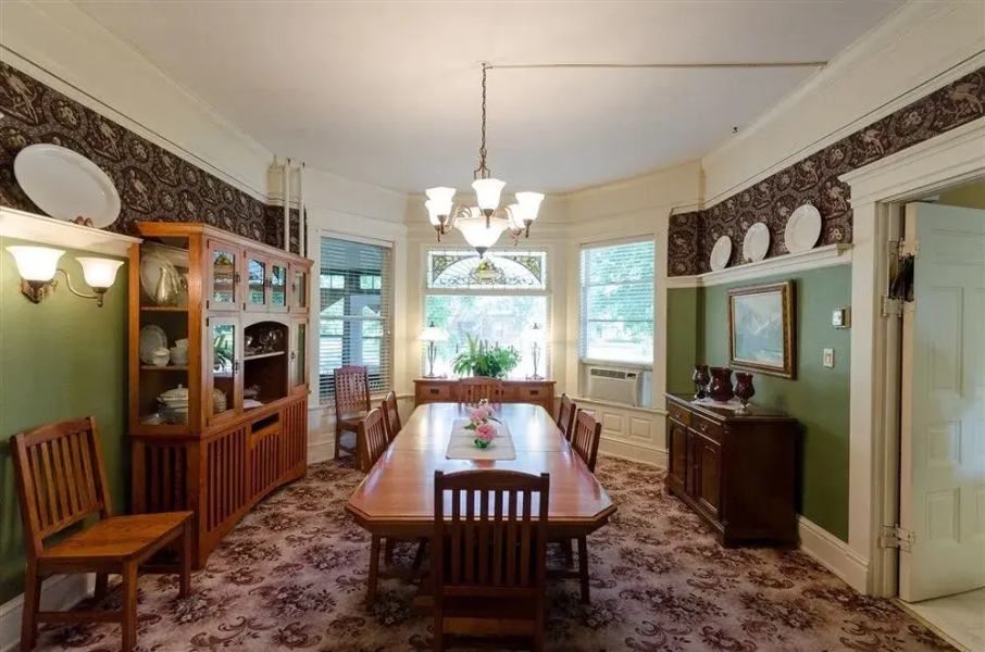 Waller House Inn