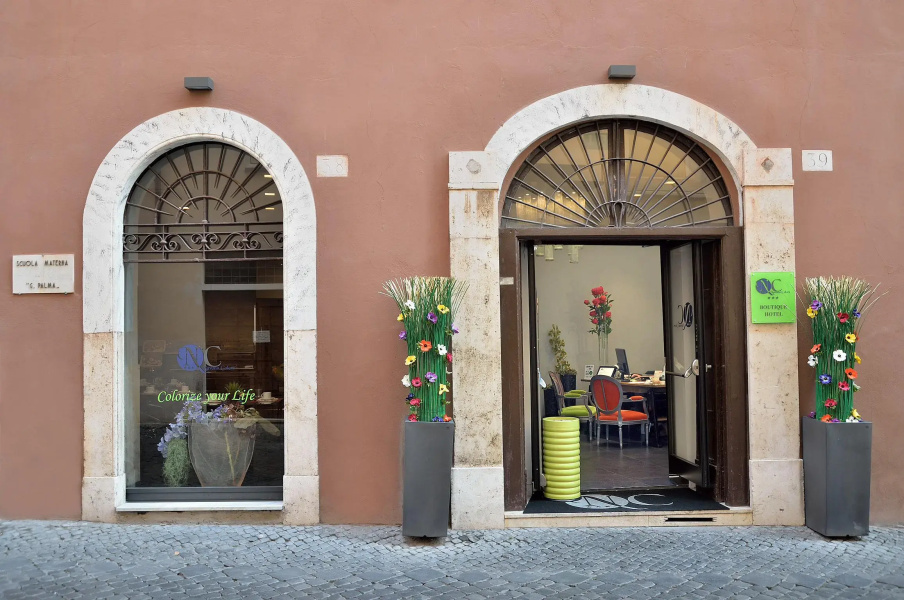 Hotel Navona Colors