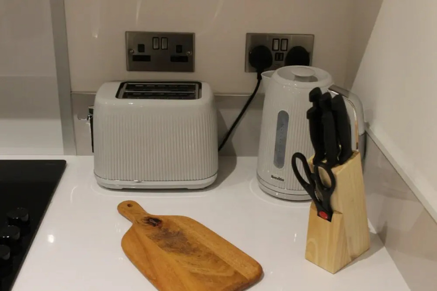 Lux 2 Bed Flat In The Heart Of Rochester