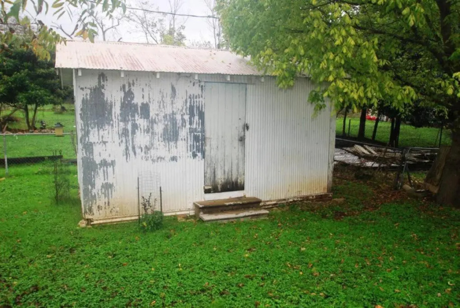 8th St. Cowboy Haus I Biker Friendly I River