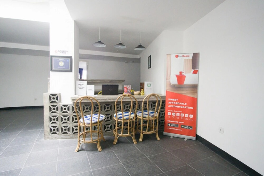 Formerly RedDoorz Premium near Senggigi Beach