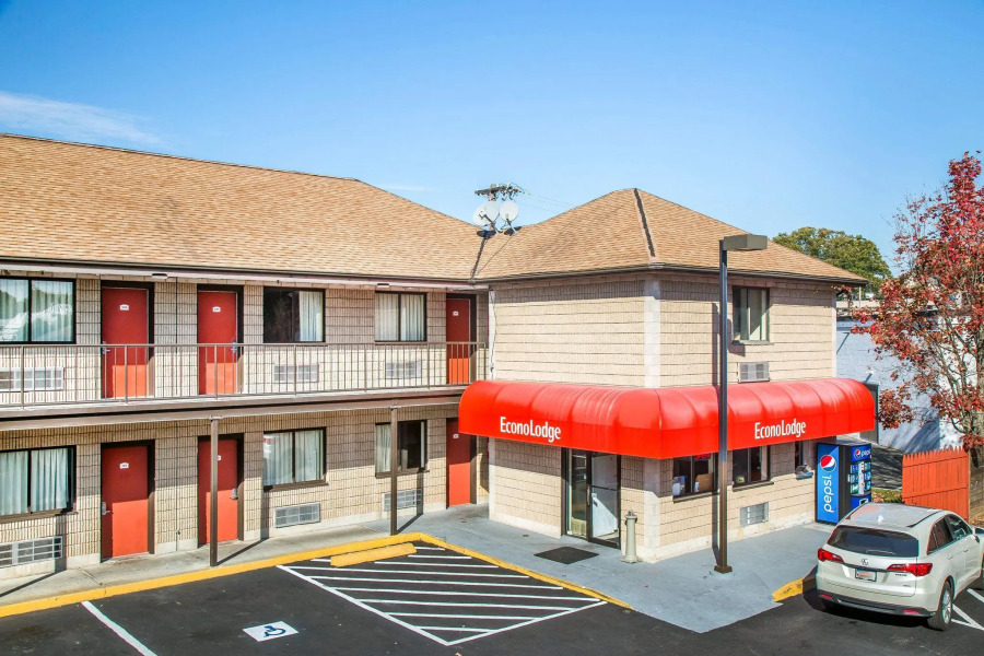 Red Carpet Inn Norwalk