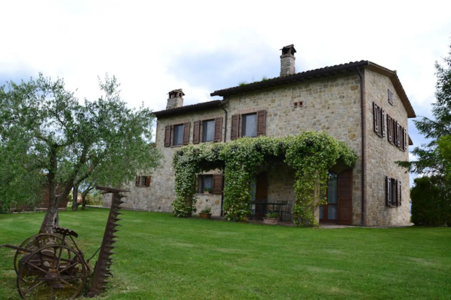 Villa for 10 Guests Private Pool Access to the Wellness Center of the Estate-moraio