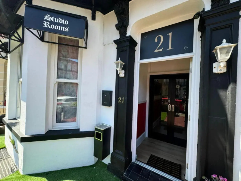 Amber Lodge Guest House