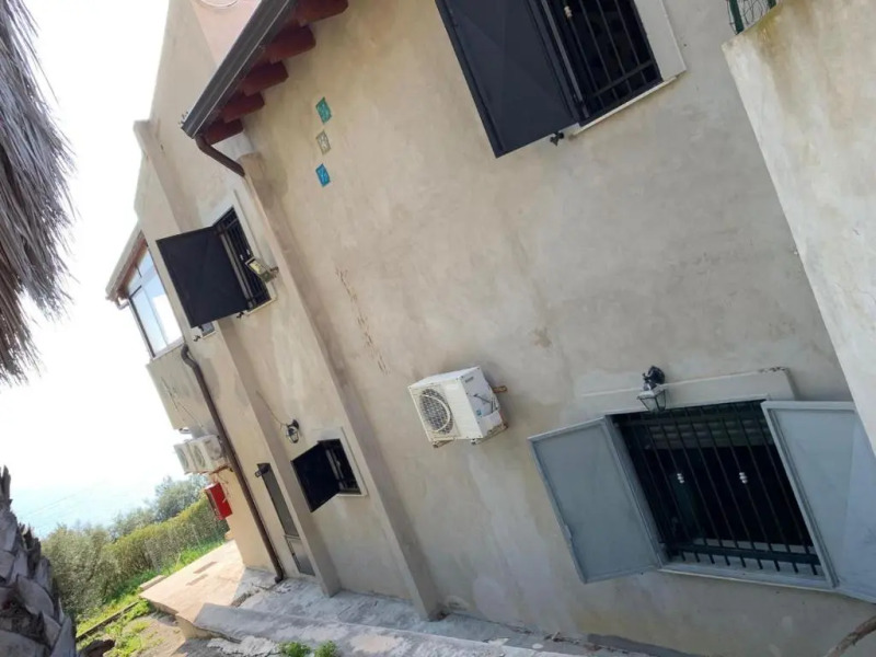 Villa Alfonso con vista mare