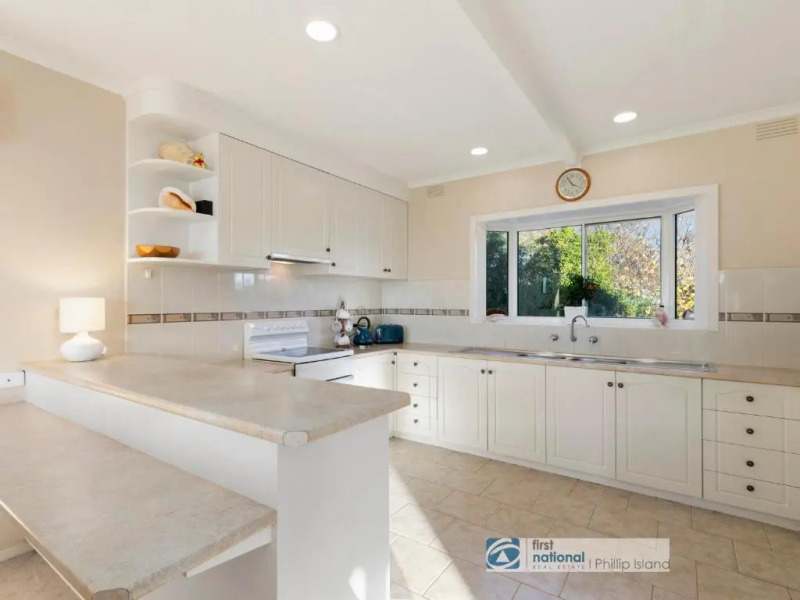 8 Broadwater Court, Cowes