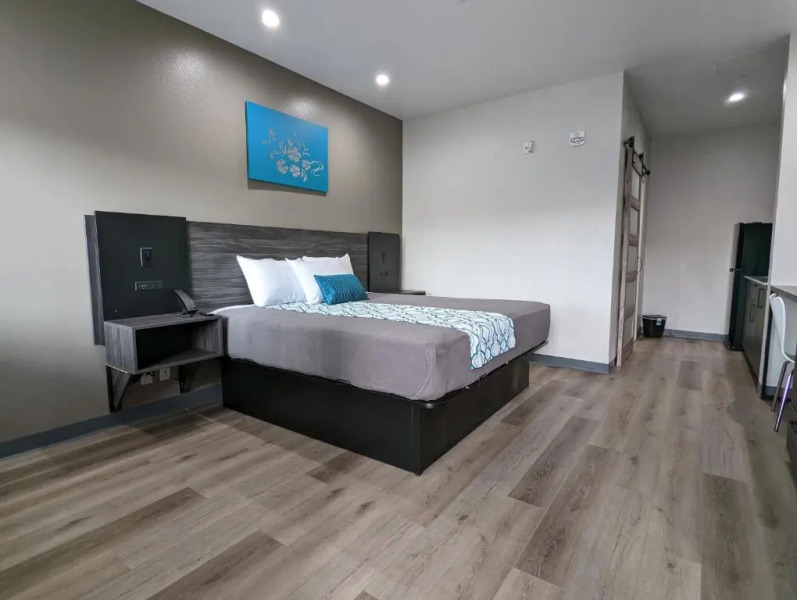 Crystal Inn Jacinto City