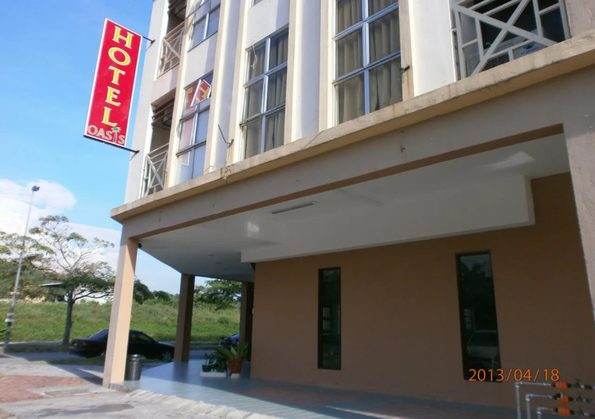 Oasis Hotel
