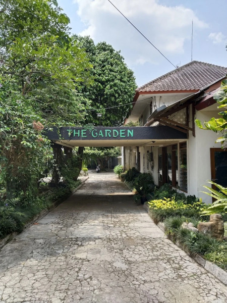 The Garden Family Guest House powered by Cocotel.