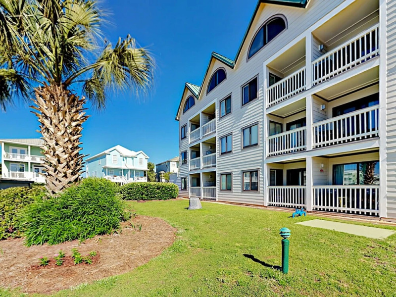 Sunny Gulf Shores Plantation Condo by RedAwning