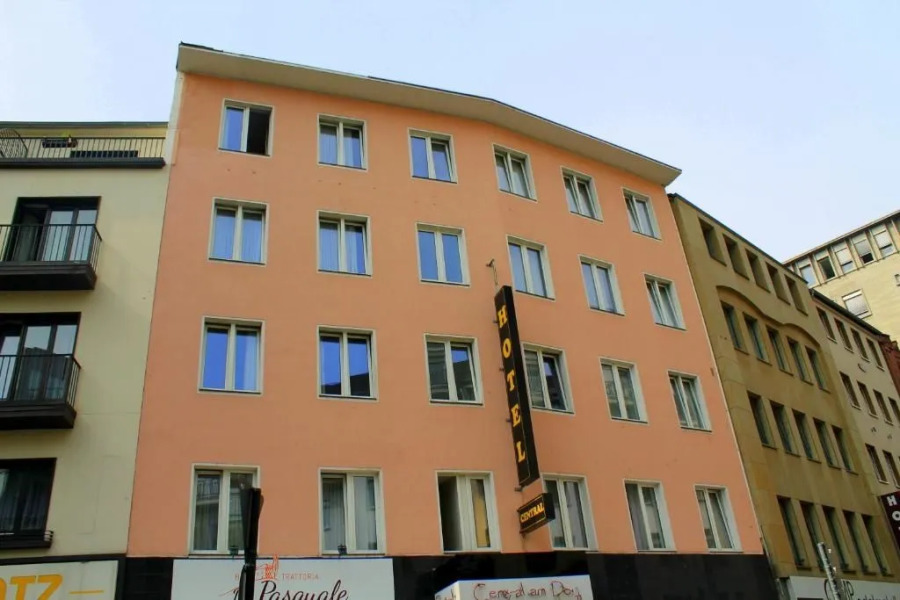 Boutique 003 Koln am DOM