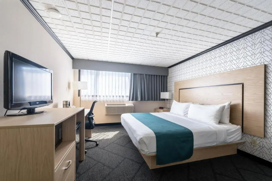 Sternwheeler Hotel & Conference Centre, Trademark by Wyndham