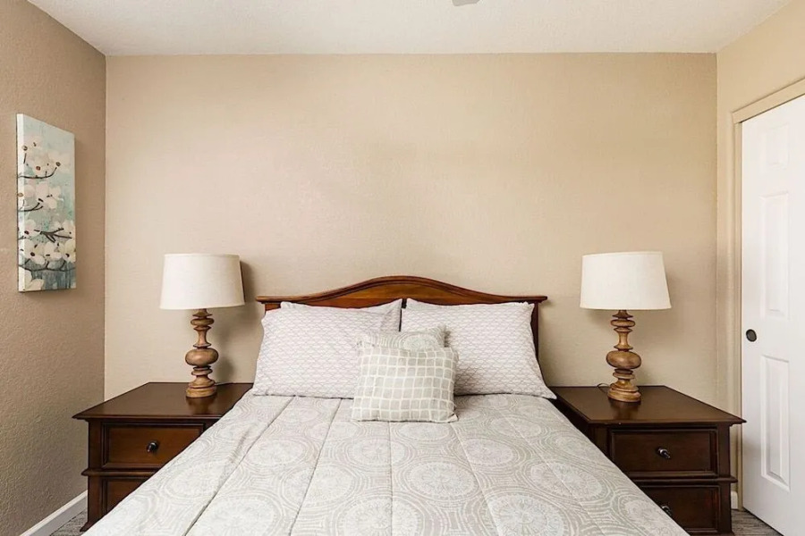 Piute Palace 5BR by Casago