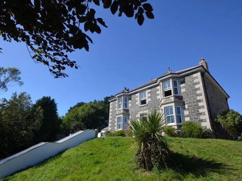 Nanplough Country House and Cottages