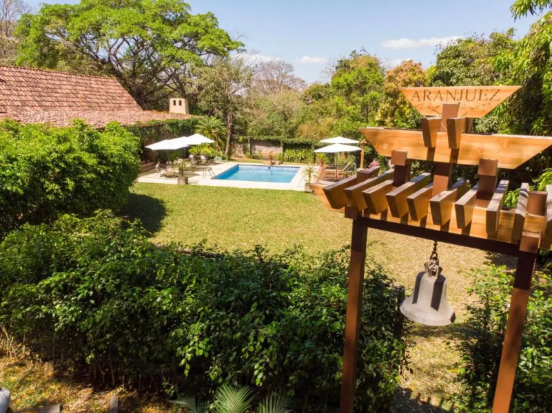 ARANJUEZ LOFTS Santa Ana