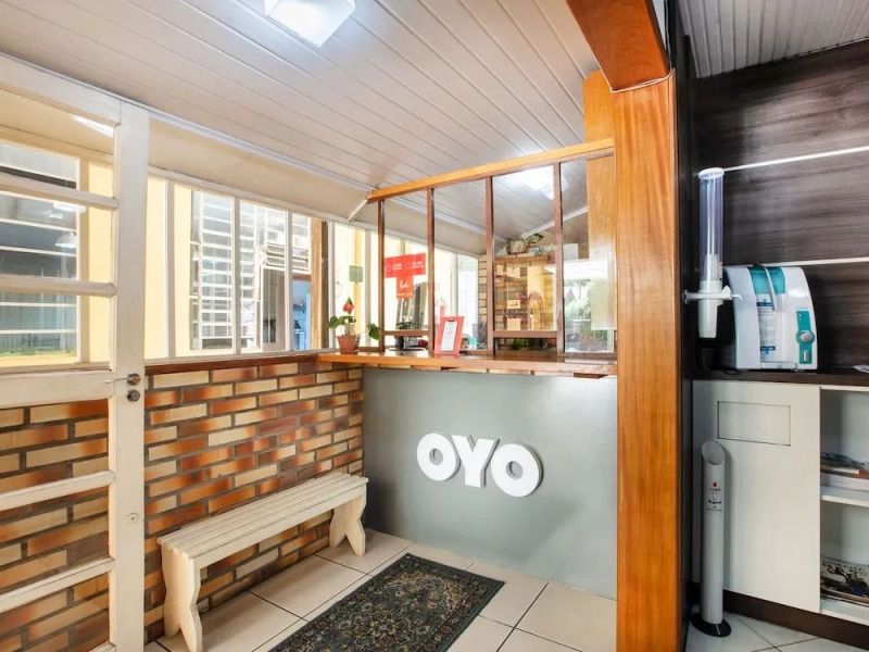 OYO Pousada Le Charme De La Ville