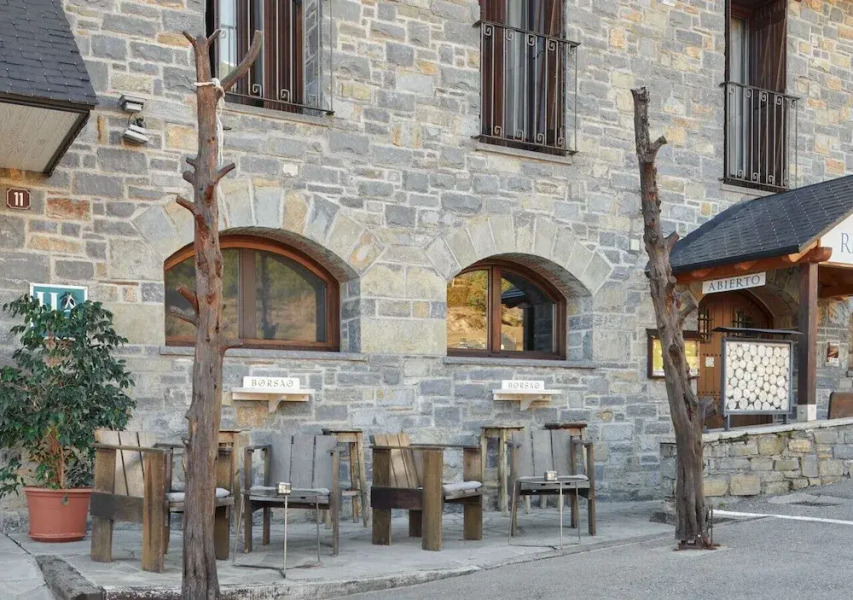 Aparthotel Tres Quiñones